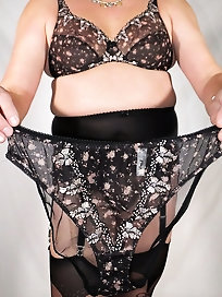 Shemale Valisere posing in a vintage dress from the 46th series - 42 images