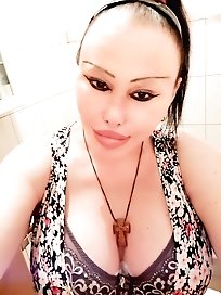 TGIRL40: The alluring Jasmine!