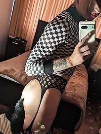 Crossdresser in hosiery