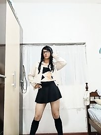 Sakura Nakamura: Adorable Vintage Japan