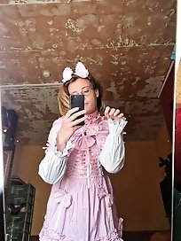 Ultra-sexy whores in their solo play