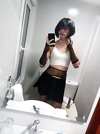 Prurient streetwalker is getting seminaked on pix