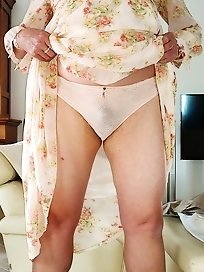 Amazing shemale porn star you will fall in love with her