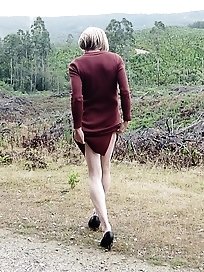 Crossdress Roadtrip Skate park Scorching hot crossdresser action on wheels